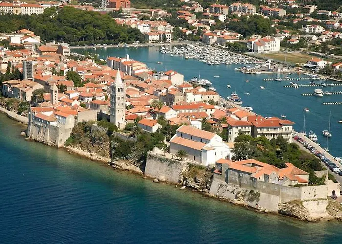 Rab Centar Due * Palit