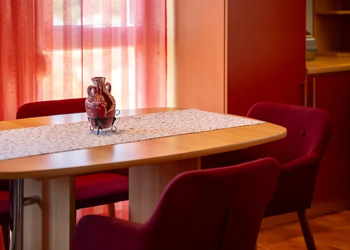 Rab Centar Due Daire Palit